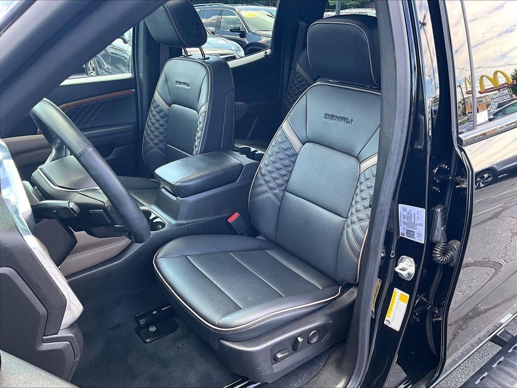 2025 GMC Canyon Denali
