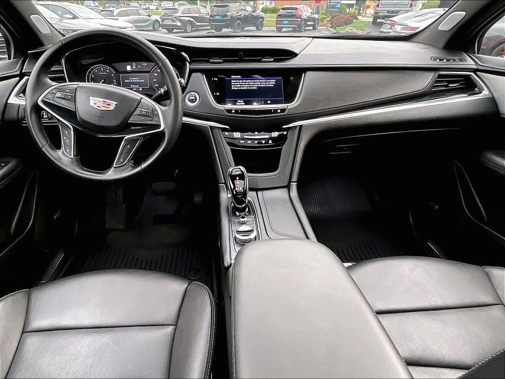 2025 Cadillac XT5 Premium Luxury
