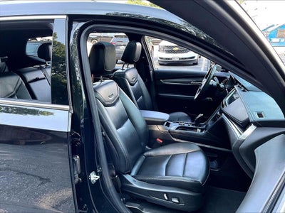 2024 Cadillac XT6 Luxury