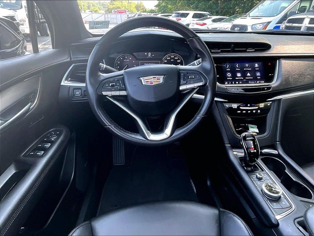 2024 Cadillac XT6 Luxury
