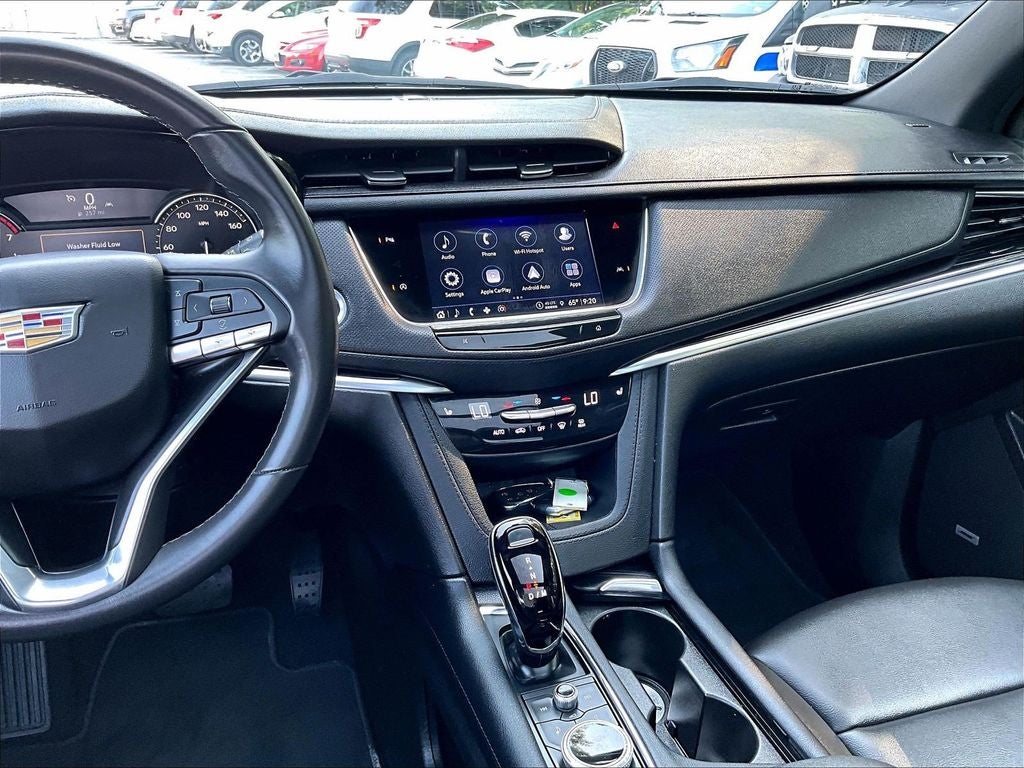 2024 Cadillac XT6 Luxury