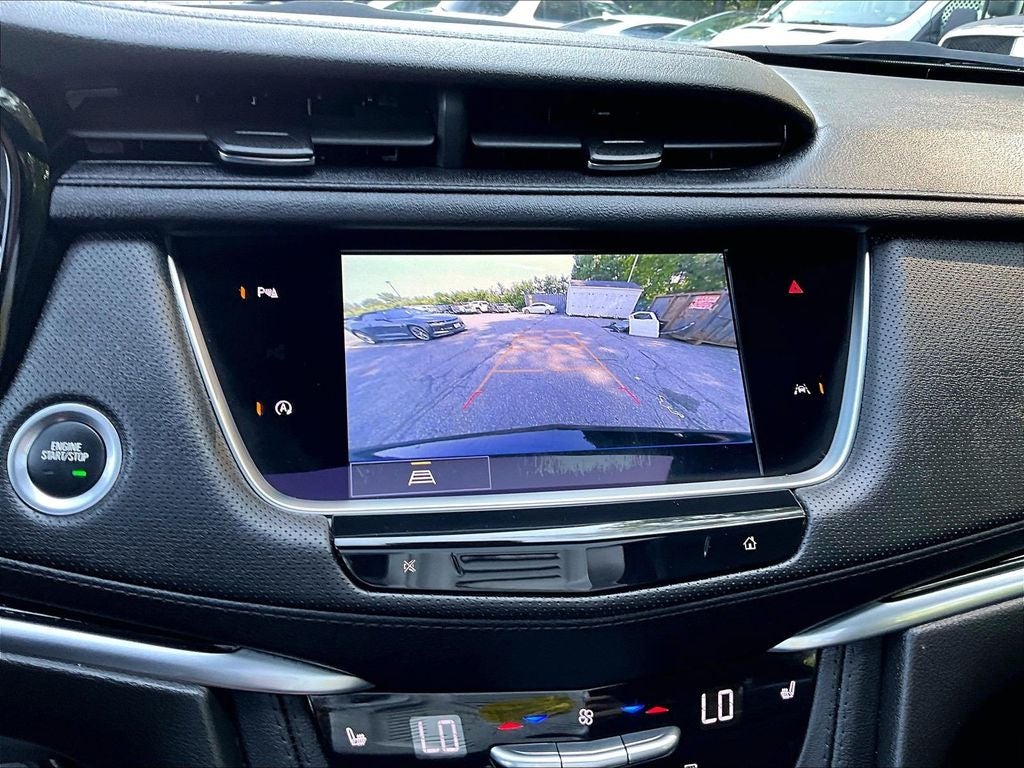 2024 Cadillac XT6 Luxury