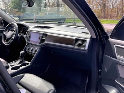 2021 Volkswagen Atlas 3.6L V6 SE w/Technology