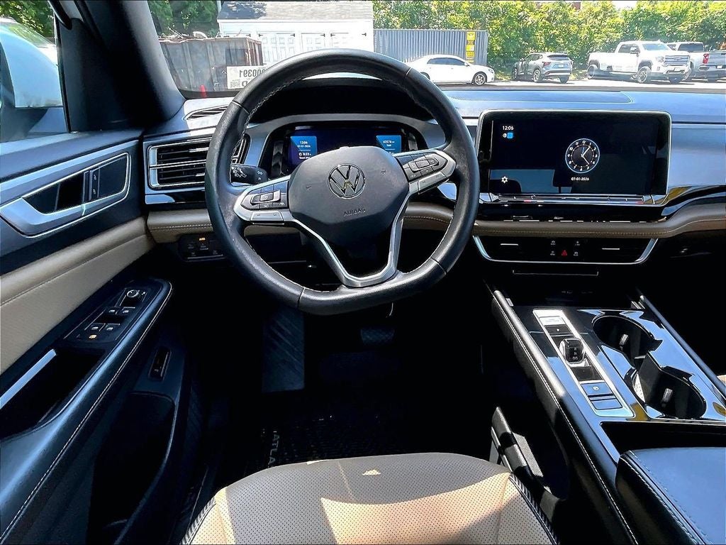 2024 Volkswagen Atlas Cross Sport 2.0T SE w/Technology