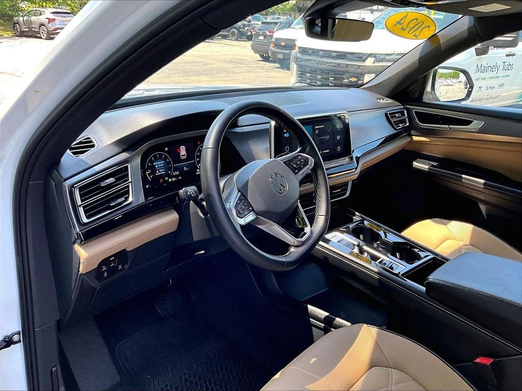 2024 Volkswagen Atlas Cross Sport 2.0T SE w/Technology