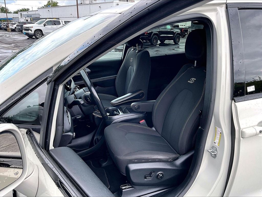 2021 Chrysler Pacifica Hybrid Touring