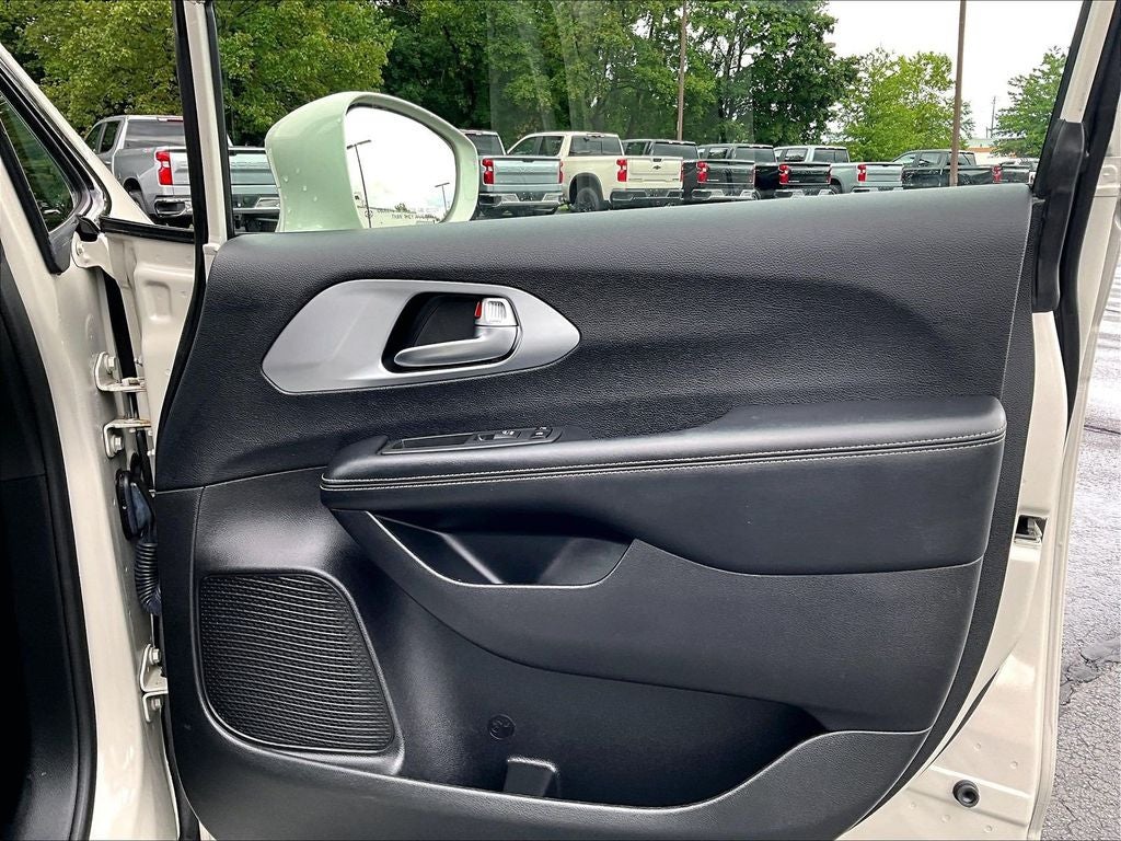 2021 Chrysler Pacifica Hybrid Touring