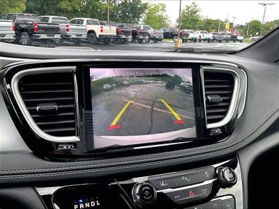2021 Chrysler Pacifica Hybrid Touring