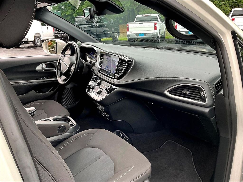 2021 Chrysler Pacifica Hybrid Touring