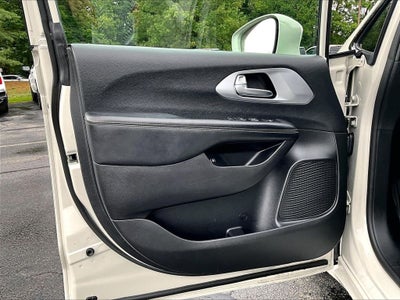 2021 Chrysler Pacifica Hybrid Touring