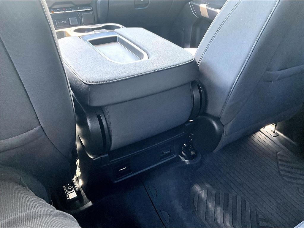 2023 Chevrolet Silverado 1500 Custom Trail Boss