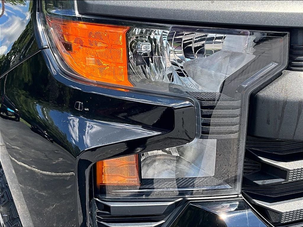 2023 Chevrolet Silverado 1500 Custom Trail Boss