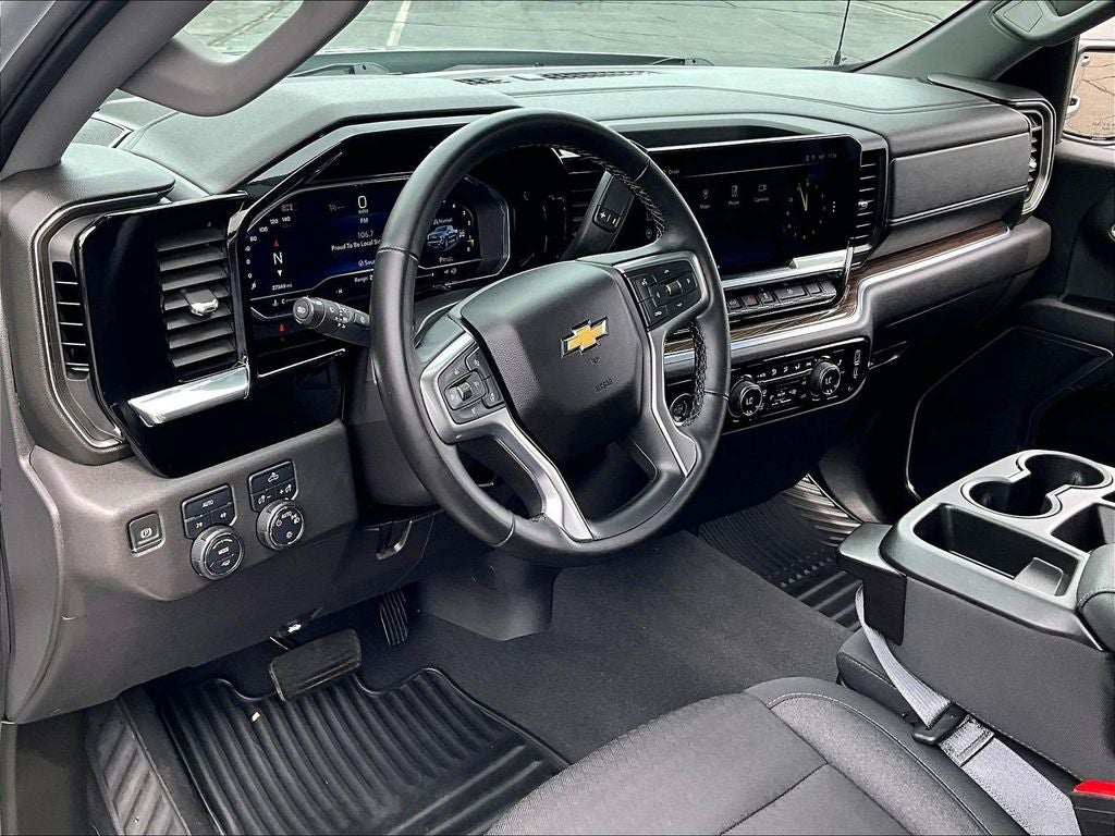 2024 Chevrolet Silverado 1500 LT