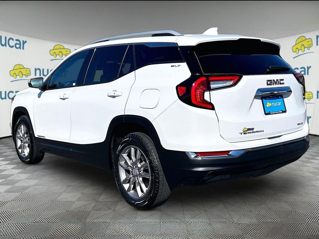2024 GMC Terrain SLT