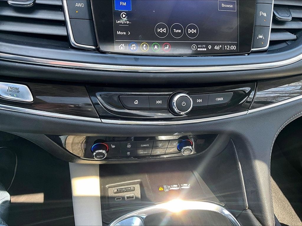 2023 Buick Enclave Essence