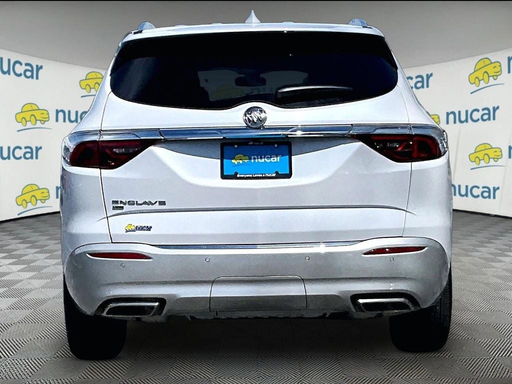 2023 Buick Enclave Essence