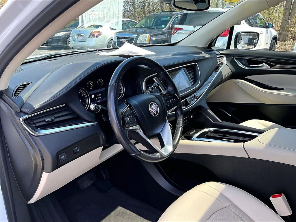 2023 Buick Enclave Essence
