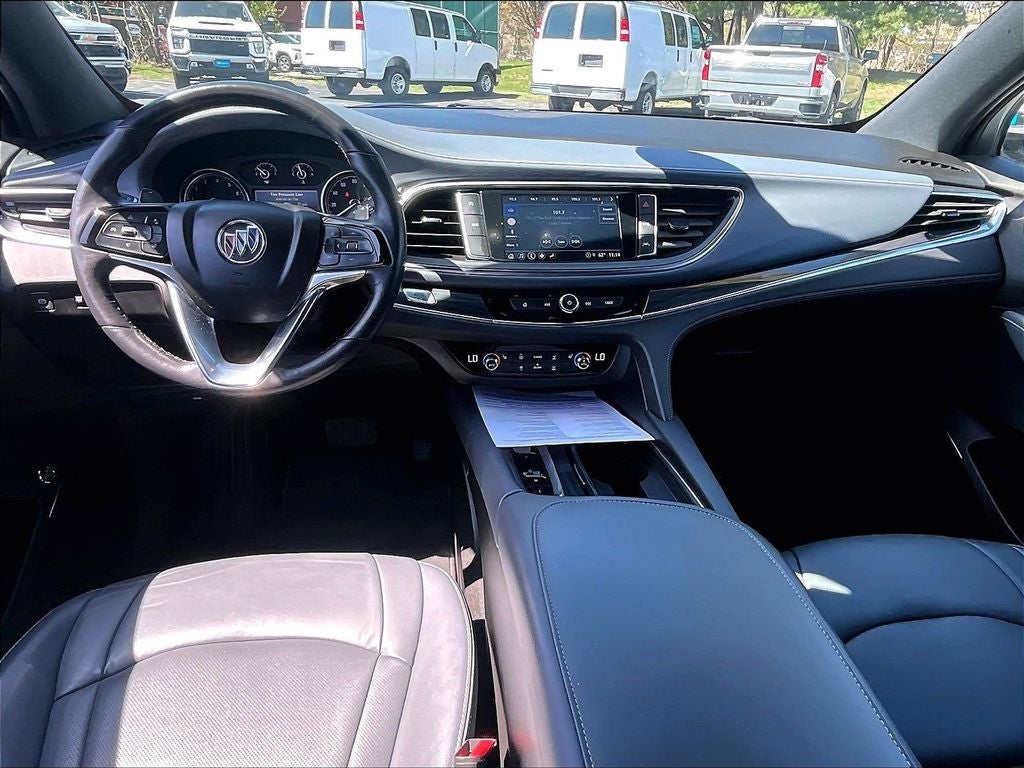 2023 Buick Enclave Essence
