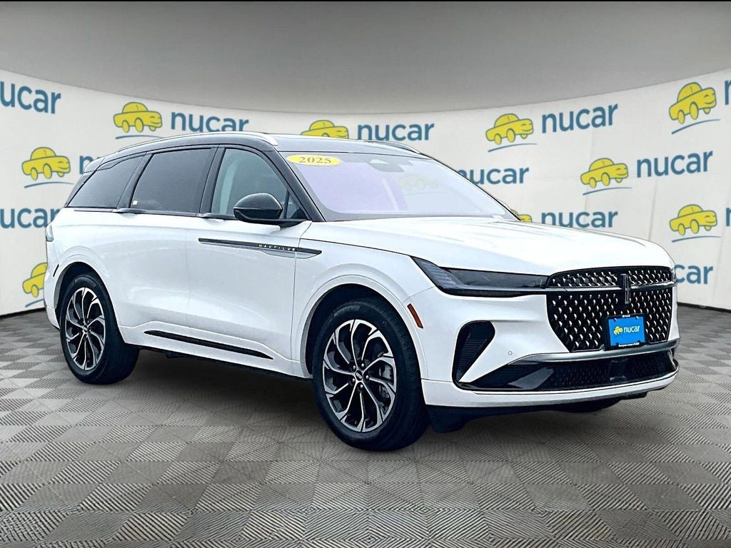 2025 Lincoln Nautilus Reserve