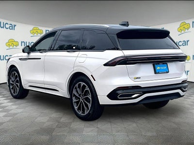 2025 Lincoln Nautilus Reserve