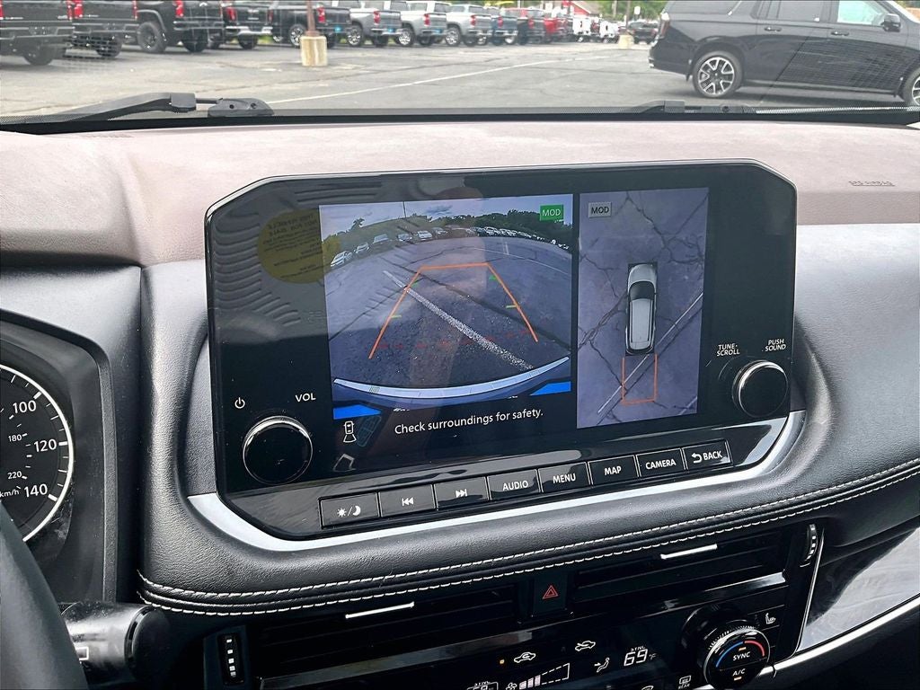 2023 Nissan Rogue SL