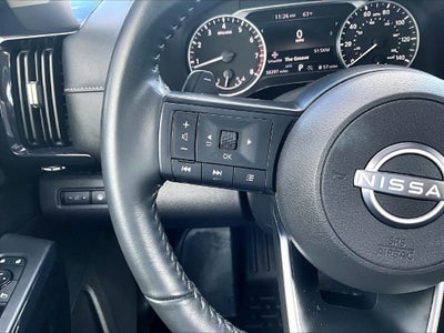 2024 Nissan Pathfinder SV