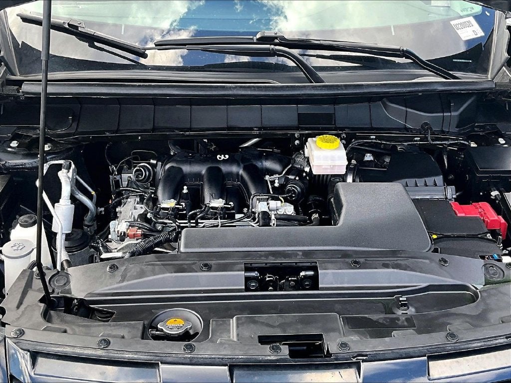2024 Nissan Pathfinder SV