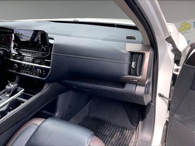 2023 Nissan Pathfinder Platinum