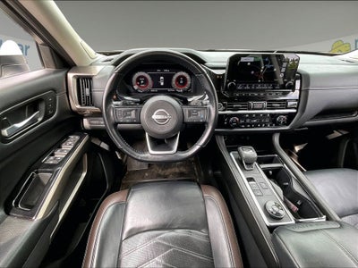 2023 Nissan Pathfinder Platinum
