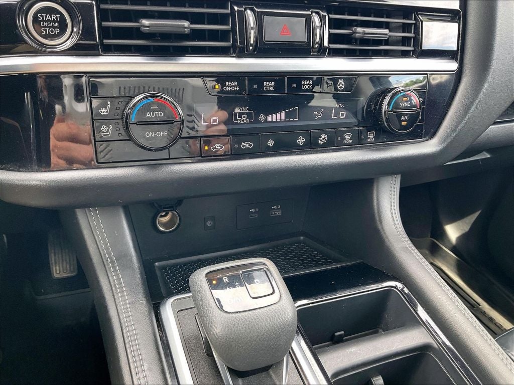 2023 Nissan Pathfinder Platinum