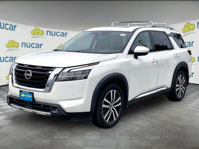 2023 Nissan Pathfinder Platinum
