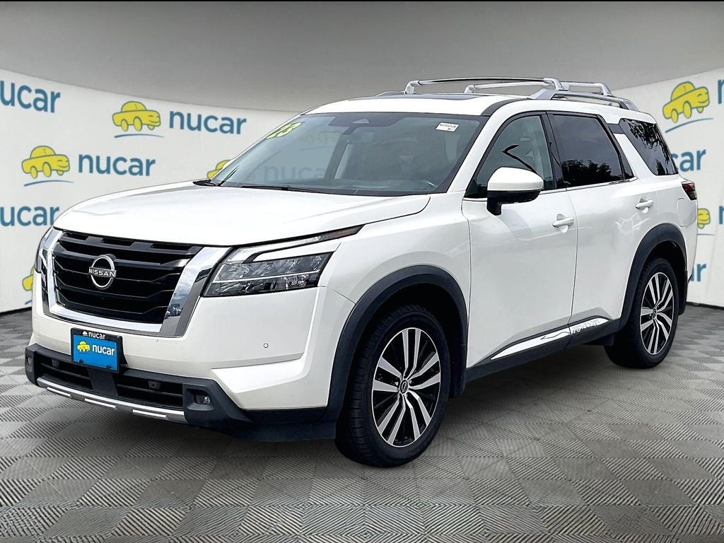 2023 Nissan Pathfinder Platinum