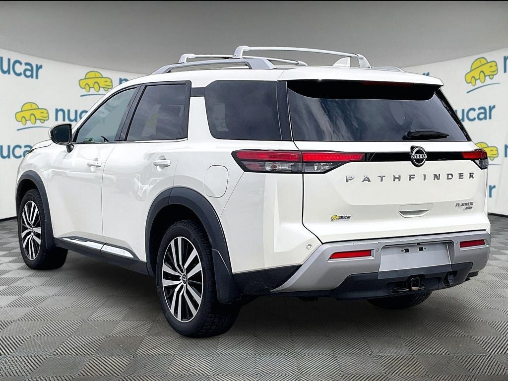 2023 Nissan Pathfinder Platinum