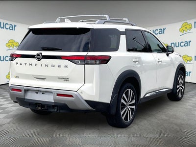 2023 Nissan Pathfinder Platinum