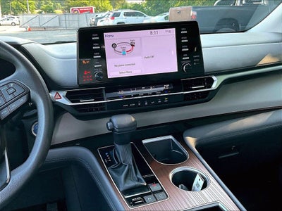 2024 Toyota Sienna LE 8 Passenger