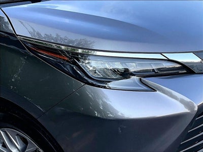 2024 Toyota Sienna LE 8 Passenger