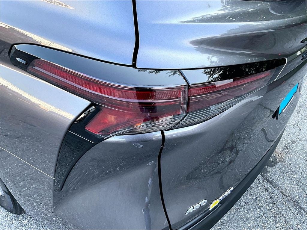 2024 Toyota Sienna LE 8 Passenger