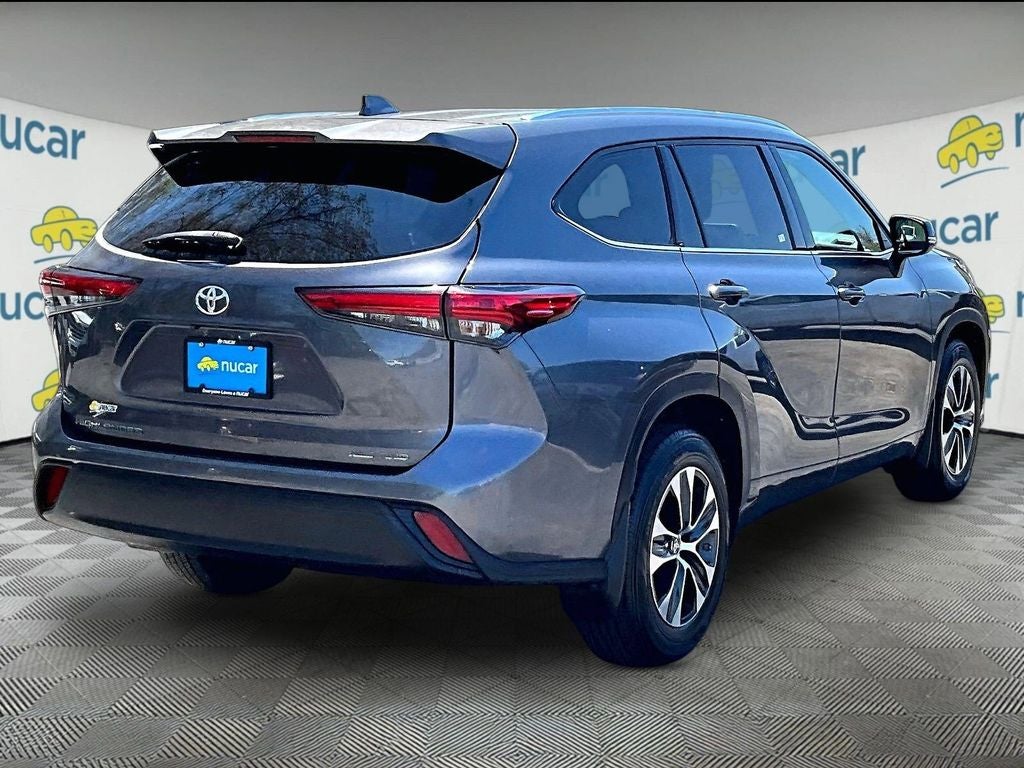 2021 Toyota Highlander XLE