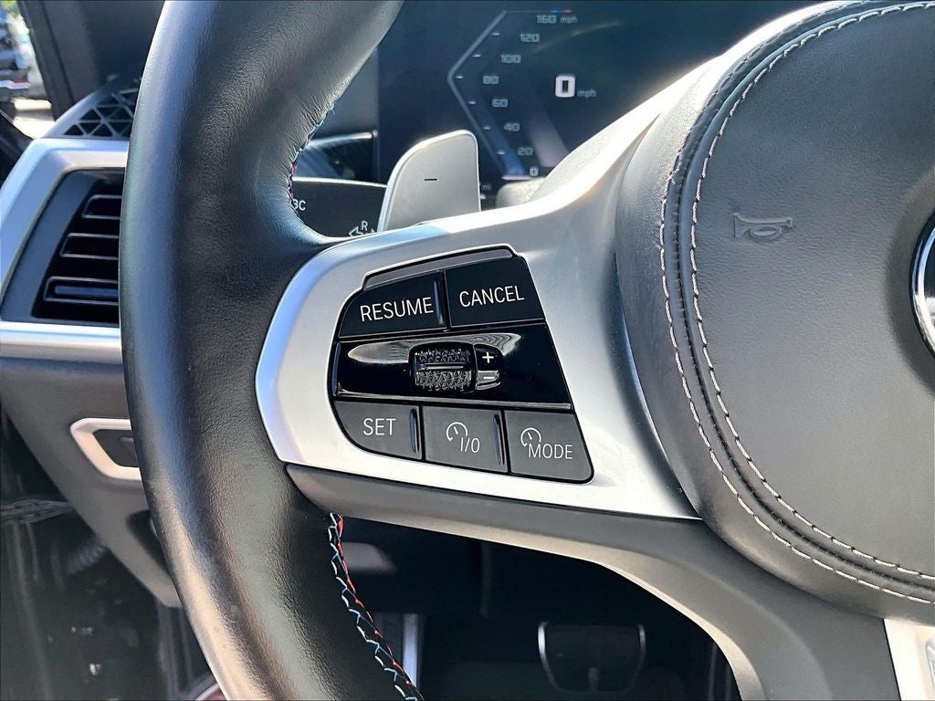 2025 BMW X7 M60i