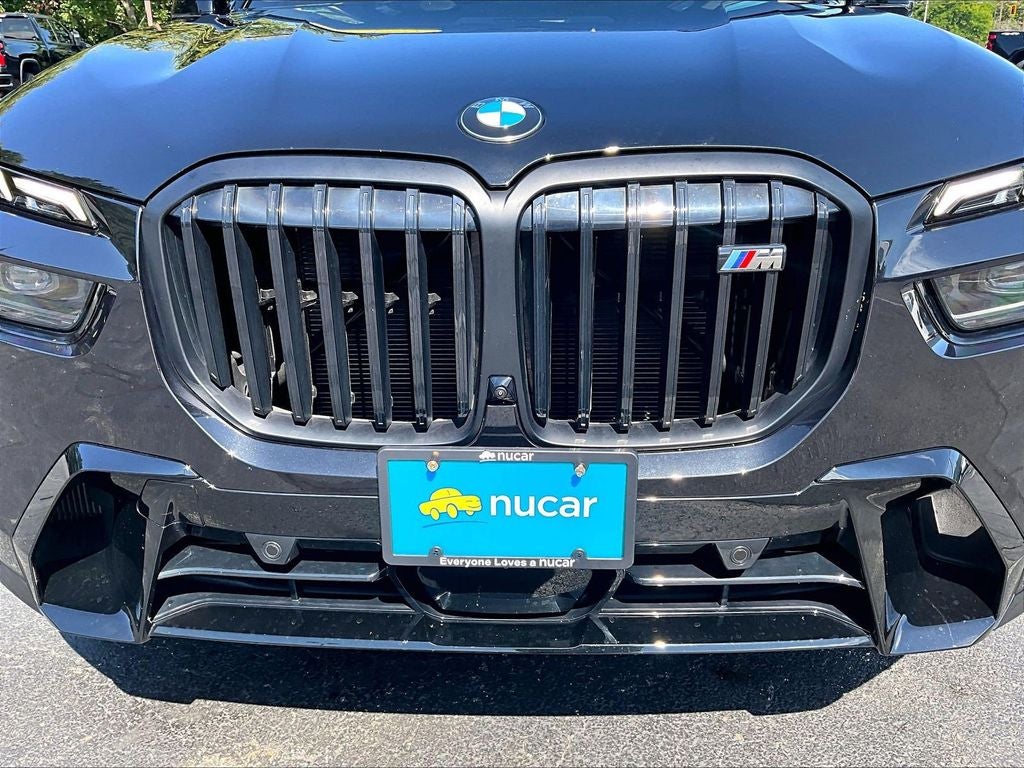 2025 BMW X7 M60i