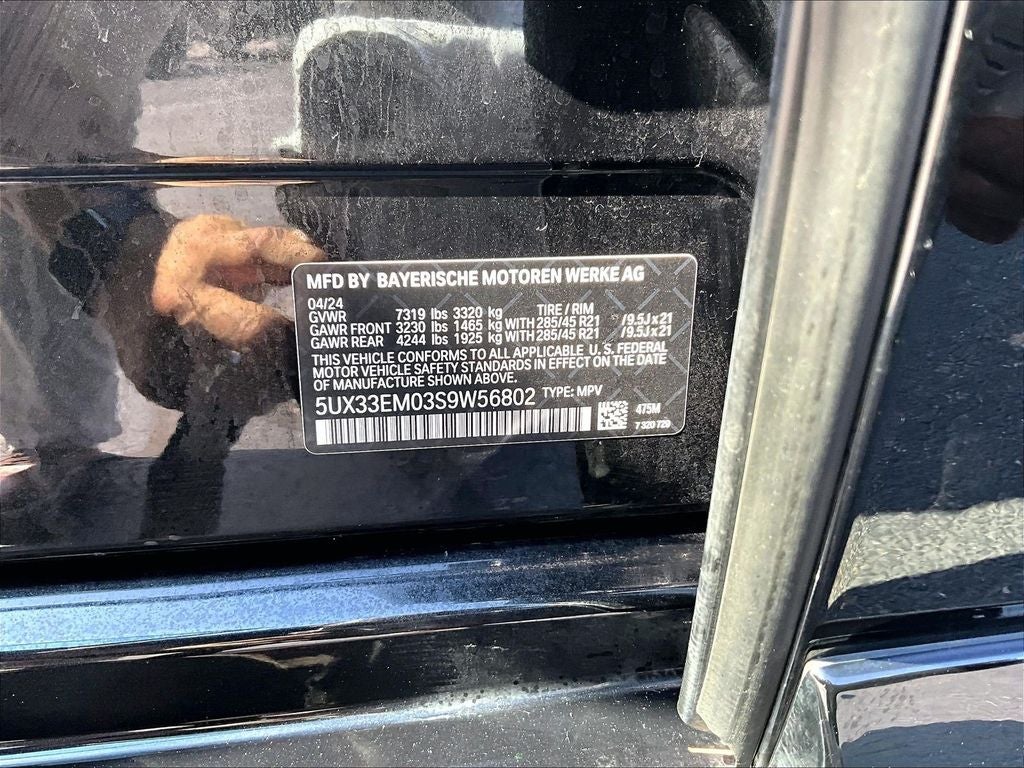 2025 BMW X7 M60i