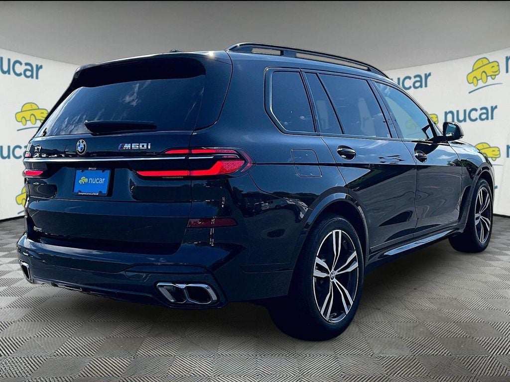 2025 BMW X7 M60i