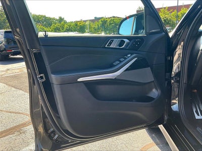 2025 BMW X7 M60i