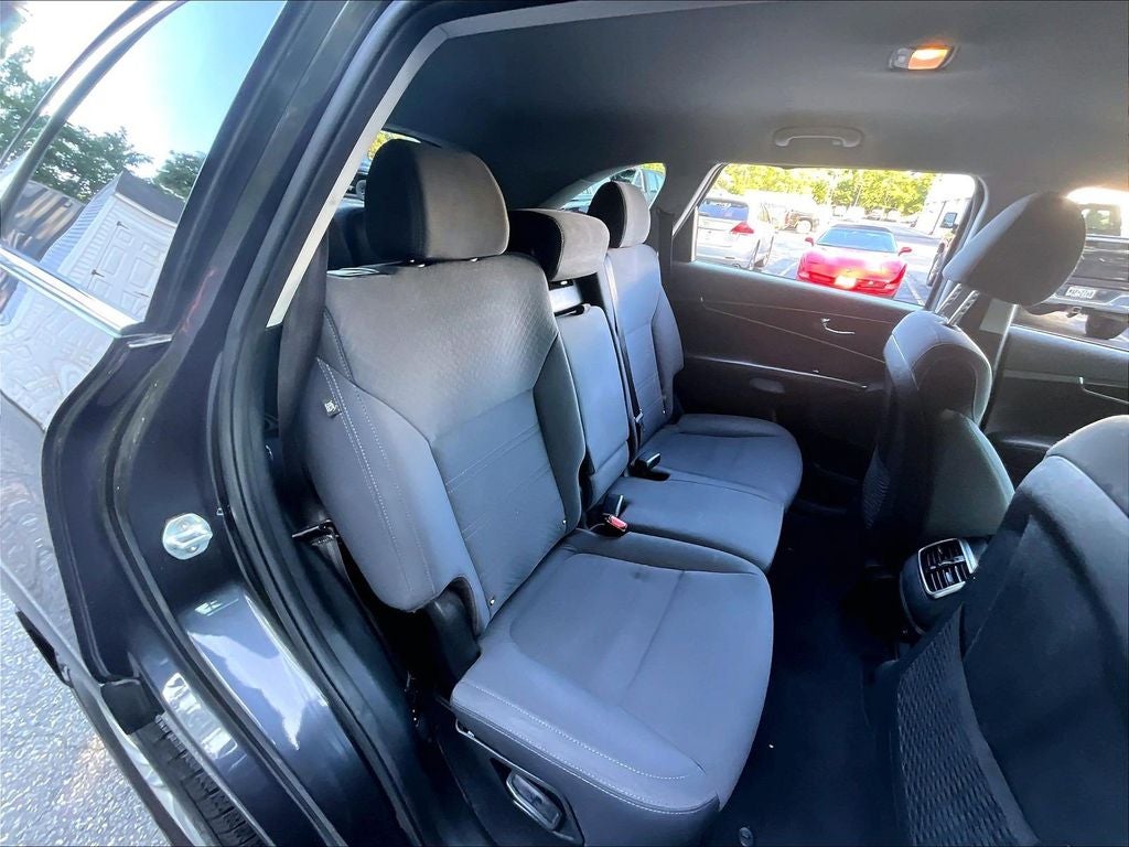 2019 Kia Sorento LX