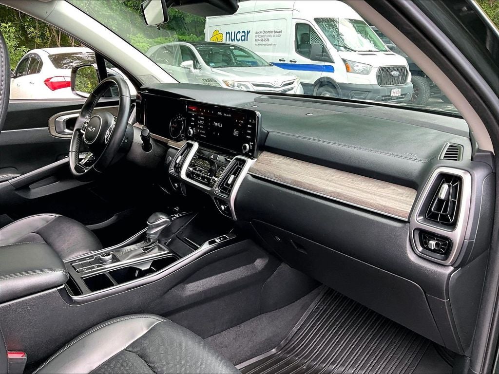2023 Kia Sorento X-Line S