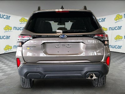 2025 Subaru Forester Premium