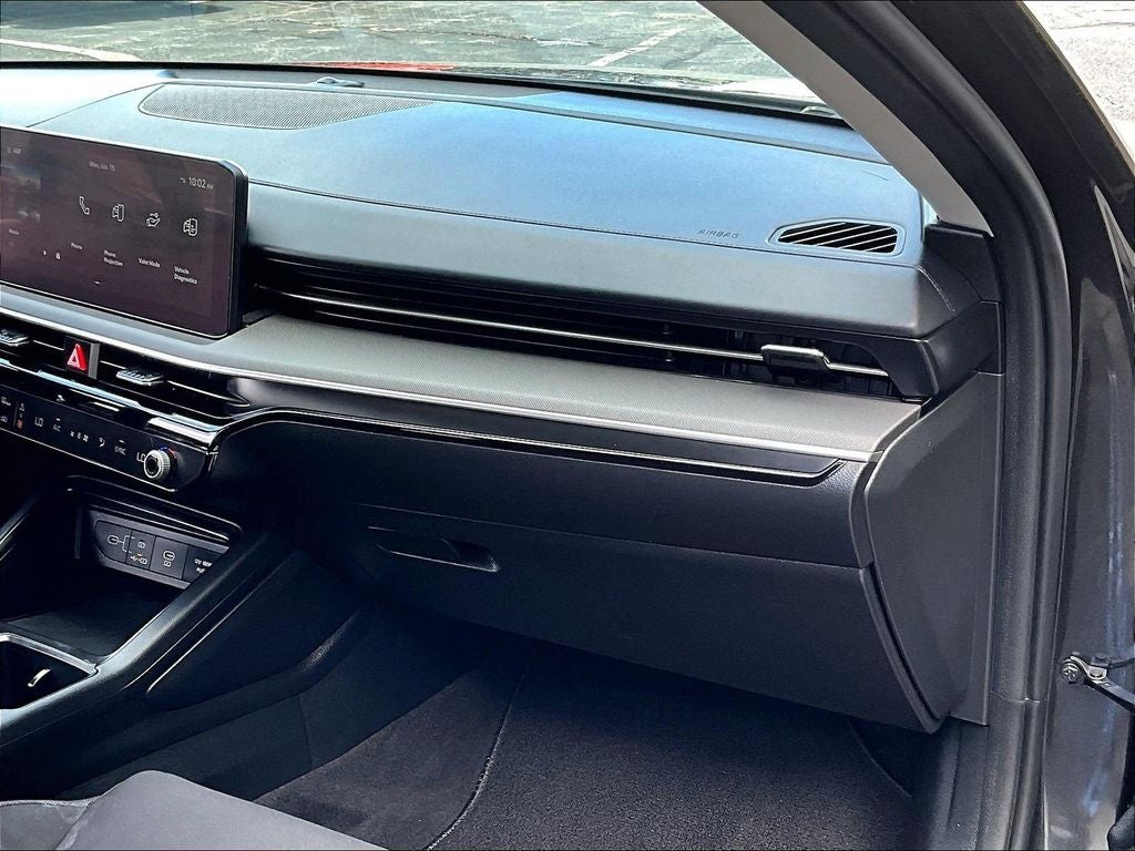 2025 Kia K5 LXS