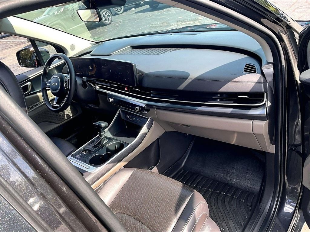 2025 Kia Carnival LXS