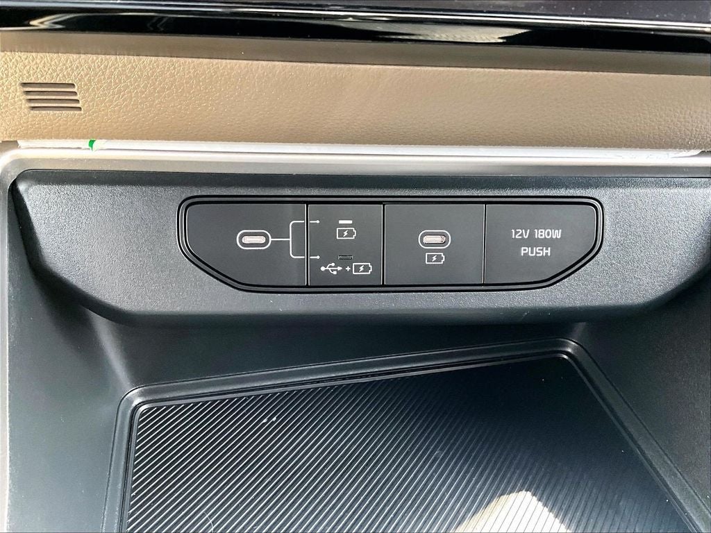 2025 Kia Carnival LXS