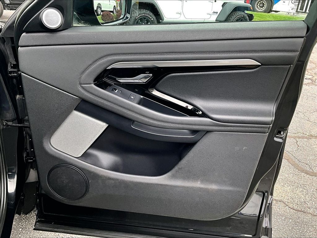 2023 Land Rover Range Rover Evoque SE